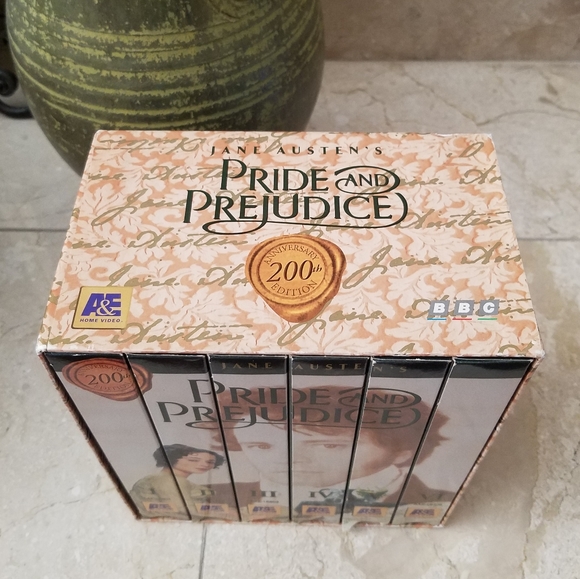 3/$20 Jane Austen's Pride & Prejudice VHS - Picture 4 of 6